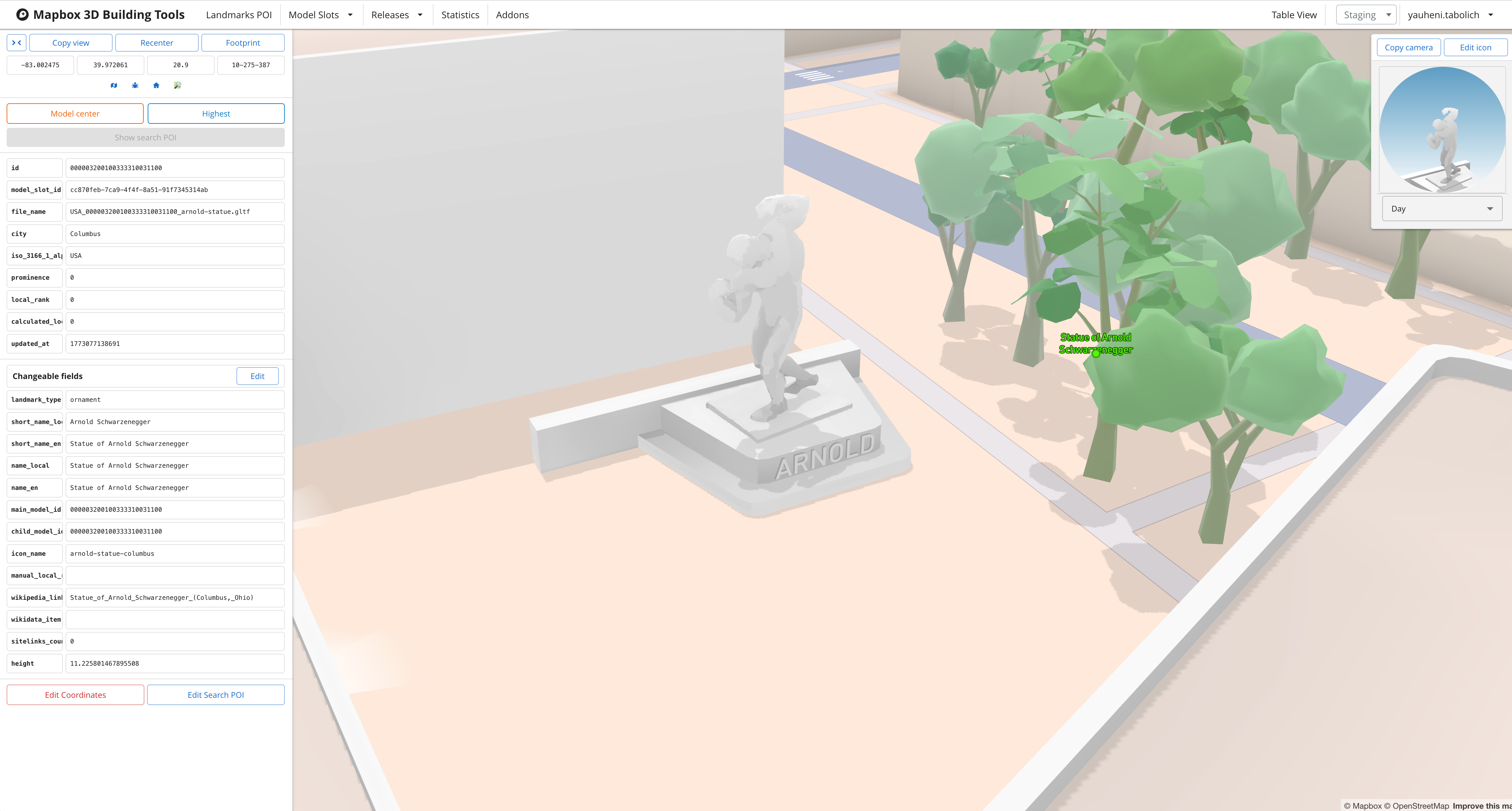 Landmark icon review editor with 3D building snapshots